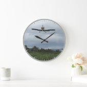 Light Aircraft Coming in to Land. Large Clock ラージ壁時計 (ホーム)