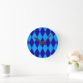 Light and Dark Blue Harlequin Diamonds Checkers ラウンド壁時計 (ホーム)