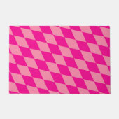 Light and Dark Pink Harlequin Diamonds Checkers ドアマット (正面)