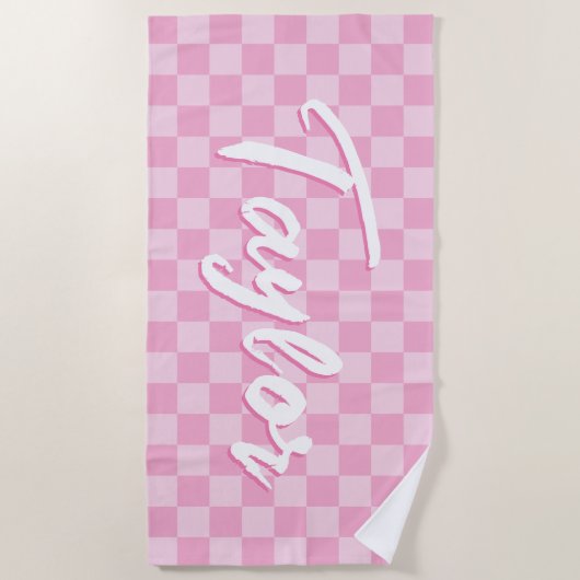 Light and Pale Pink Checkerboard Bold Name ビーチタオル (正面)