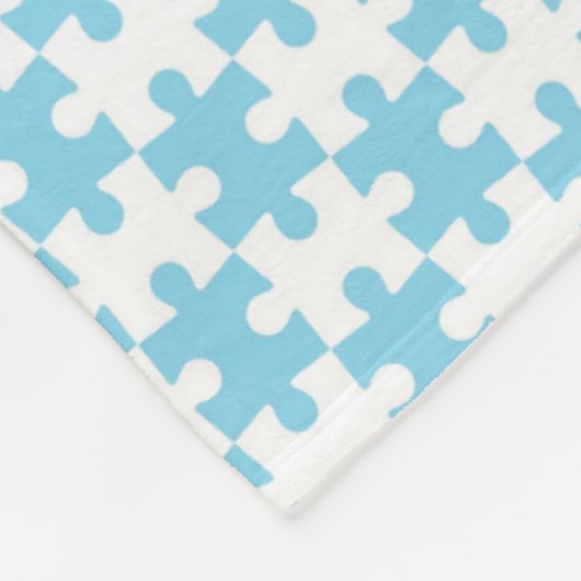 Light Blue and White Jigsaw Puzzle Piece Pattern フリースブランケット (角)