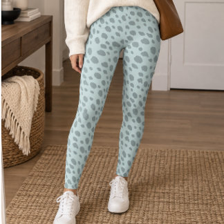 Light Blue Grey Cheetah Spots レギンス