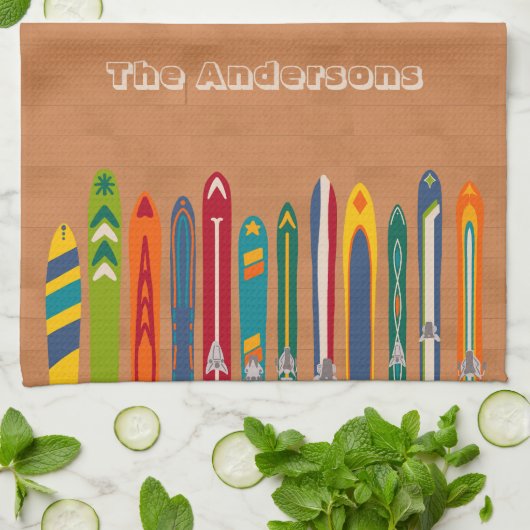 Light Brown Vintage Skis Personalized キッチンタオル (折り畳み)