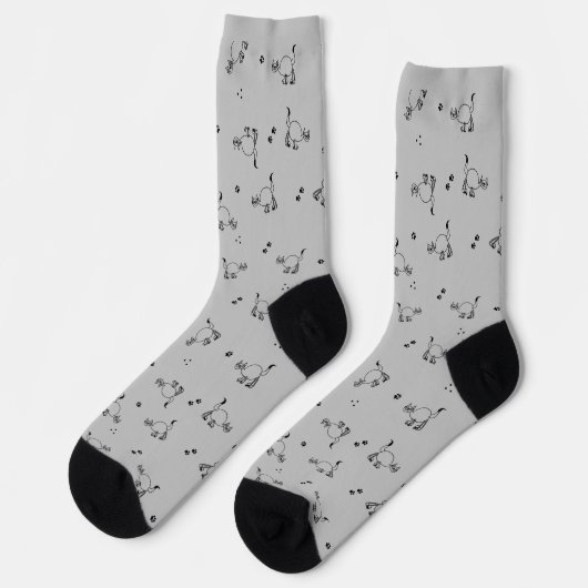 Light Charcoal Cat Line Art Pattern Socks ソックス (左)