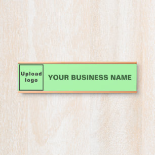 Light Greenの会社名とロゴつる サインプレート