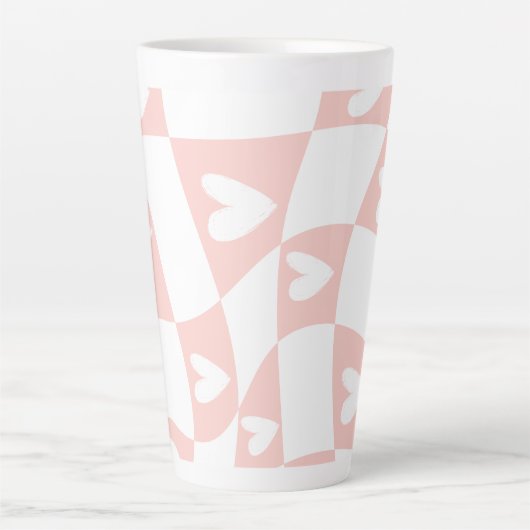 Light Pink Abstract Heart Mug – Minimal Aesthetic  カフェラテマグ (正面)