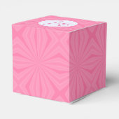 Light Pink Squiggly Squares Personalized Heart フェイバーボックス (裏面サイド)