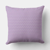 Light Purple Background with Zigzag Pattern クッション (裏面)