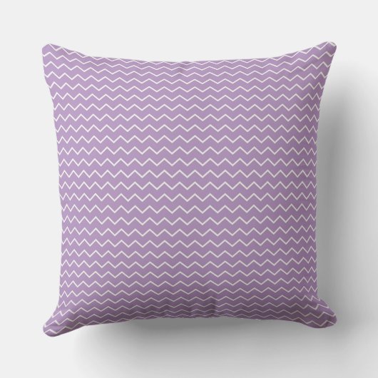 Light Purple Background with Zigzag Pattern クッション (裏面)