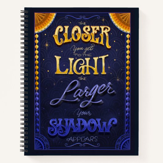 Light & Shadow Inspirational Spiral Notebook ノートブック (正面)