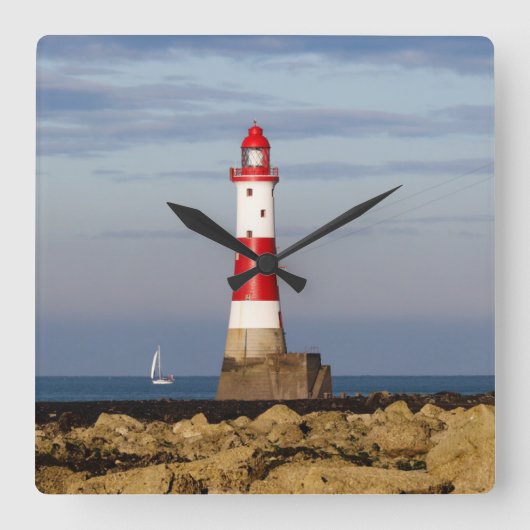 Lighthouses | Beachy Head Lighthouse England スクエア壁時計 (正面)