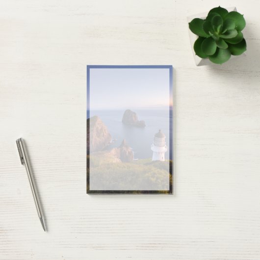 Lighthouses | Lighthouse Cape Brett New Zealand ポストイット (オフィス)