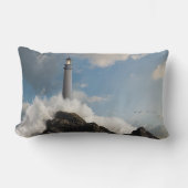 Lighthouses | Lighthouse With Crashing Waves ランバークッション (正面)