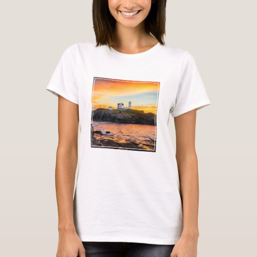 Lighthouses | Nubble Lighthouse Maine Tシャツ (正面)