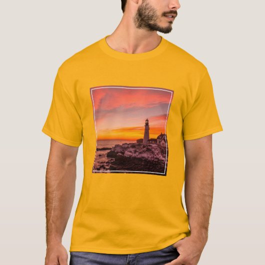 Lighthouses |  Portland Head Cape Elizabeth Maine Tシャツ (正面)