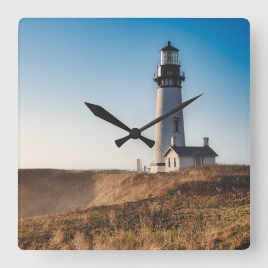 Lighthouses | Yaquina Head Lighthouse Oregon スクエア壁時計 (正面)