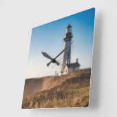 Lighthouses | Yaquina Head Lighthouse Oregon スクエア壁時計 (傾斜)