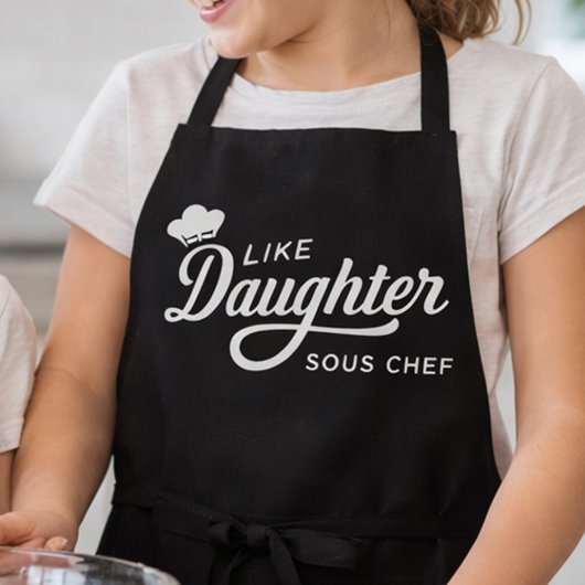 Like Daughter Sous Chef Typography Design エプロン