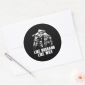 Like Husband Like Wife Motocross Dirt Bike Gift ラウンドシール (封筒)