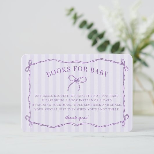 Lilac Flirt Bow Soft Pastel Baby Shower Books エンクロージャーカード (スタンド正面)