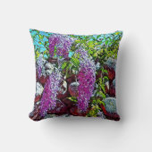 Lilac flowers blooming garden クッション (正面)