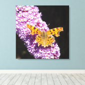 Lillic Flower with a butterfly on it キャンバスプリント (インサイチュ (ウッドフロア))