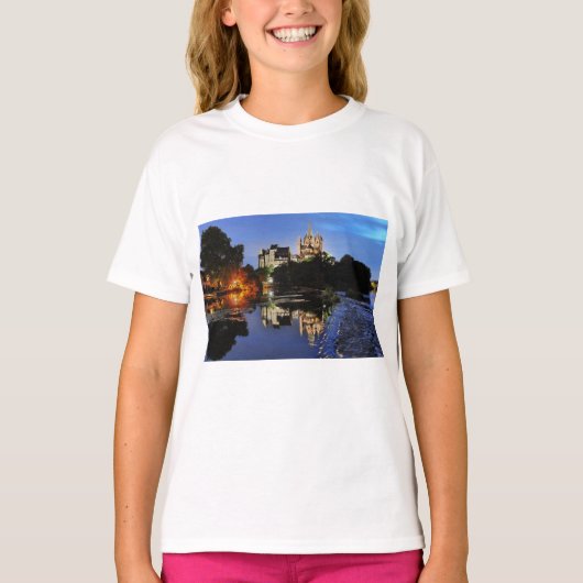 Limburg Dom zur blauen Stunde Tシャツ (正面)