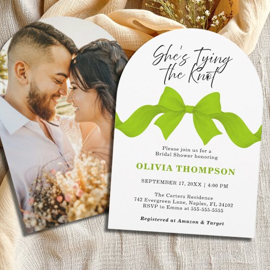 Lime Green Bow She's Tying the Knot Bridal Shower 招待状