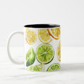 Lime Slices Mug: Zesty Citrus Kitchen Decor ツートーンマグカップ (左)