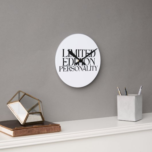 Limited Edition Personality Minimalist Typography ラウンド壁時計 (オフィス)