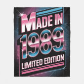 Limited Edition Retro 1989 Fleece Blanket フリースブランケット (正面)