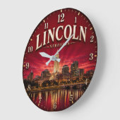 Lincoln Nebraska Capital City Skyline ラージ壁時計 (傾斜)