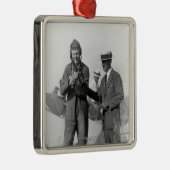 Lindberghおよびライト-破壊された飛行機 メタルオーナメント (右)