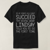 LINDSAYギフト名パーソナライズされた誕生日おもしろいChri Tシャツ (デザイン正面)