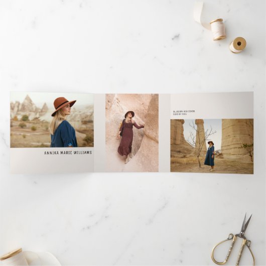 Linear Graduate 数々の Photo Three Fold発表 三つ折り案内状 (内部)