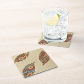 Linenテクスチ葉ャの背景に3つの スクエアペーパーコースター (インサイチュ)