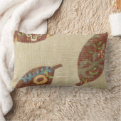 Linenテクスチ葉ャの背景に3つの ランバークッション (ブランケット)