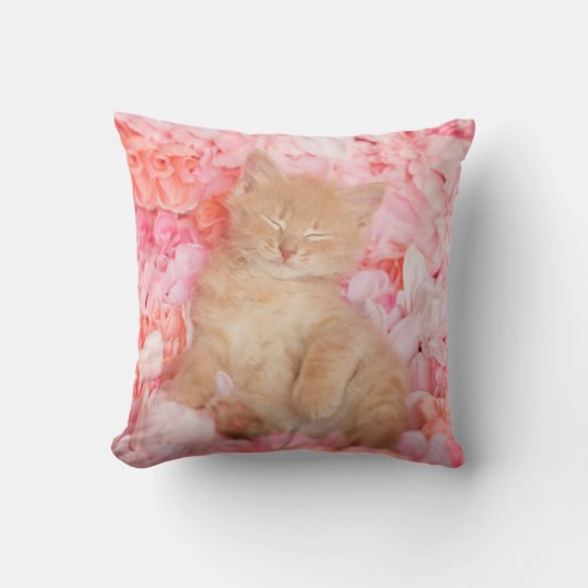 Linusの小さいピンクの花柄 クッション (正面)