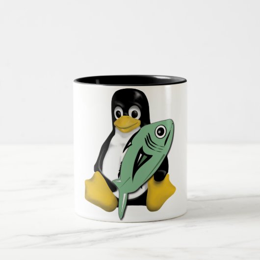 LINUXのタキシードのペンギンの魚 ツートーンマグカップ (中央)