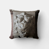 Lion Head Throw Pillow クッション (正面)