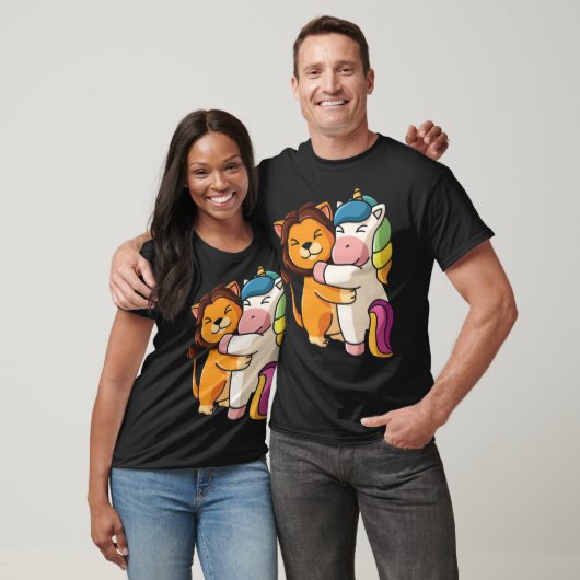 Lion hugging unicorn Hug Cuddle Animals retro Tシャツ (ユニセックス)