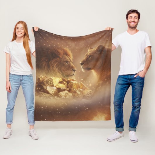 Lion & Lioness Gold Glow — Fleece Blanket フリースブランケット (インサイチュ)