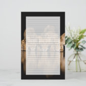 Lion Pride Drinks at the Water Hole at Night 便箋 (スタンド正面)