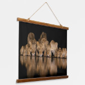 Lion Pride Drinks at the Water Hole at Night 吊り下げ型タペストリー (傾斜あり)