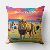 "Lion’s Kingdom" クッション (正面)