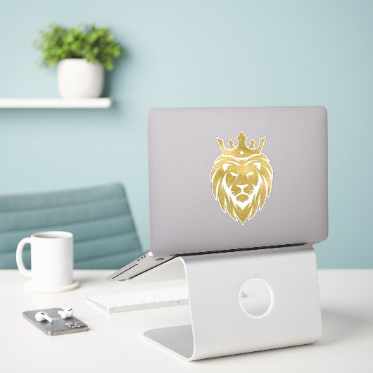 Lion With Crown - Gold Style 3 シール (デスク上のノートパソコン)