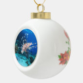 LionfishまたはPterois Miles、海リーフフィッシュ セラミックボールオーナメント (右)