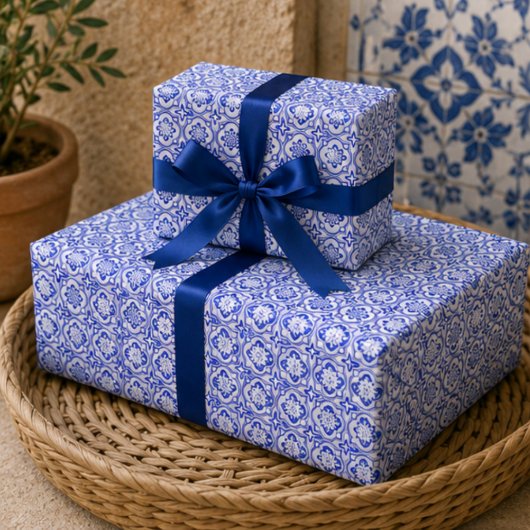Lisbon Royale Classic Blue and White Geometric ラッピングペーパー