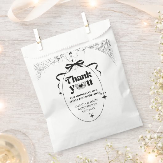 Little Booゴシッミニマルクハロウィーン赤ちゃんシャワー フェイバーバッグ (クリップ留めされた状態)