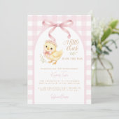 Little Chick Bow Pink Gingham Girl Baby Shower 招待状 (スタンド正面)